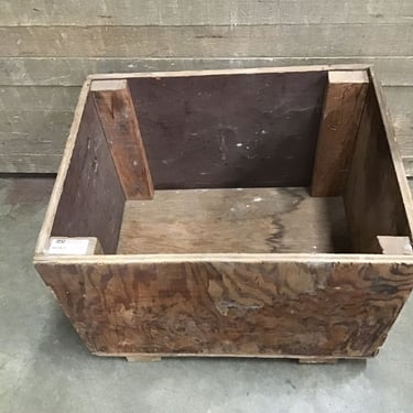 Sturdy Plywood Crate (Tacoma)