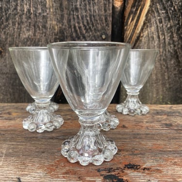 Vintage Glassware -- Small Vintage Coup Glasses -- Small Glasses -- Vintage Barware -- Glassware - Set of 6 Glasses - Barware - Coup Glasses 