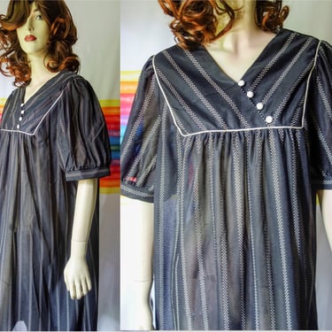 80s caftan size small to XL, puff sleeve maternity dress, volup sheer housedress, or muumuu in polyester black white stripe print 