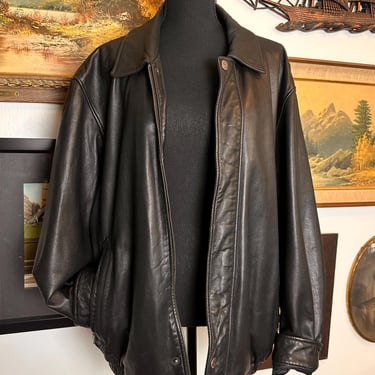 Vintage Y2K Bomber Stlye Black Leather Coat 