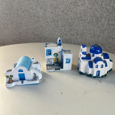 Vintage set 3 miniature houses Mediterranean style blue white pottery. 