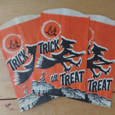 vintage Halloween treat bags Trick or Treat witch graphic paper bags 