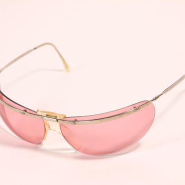 Vintage 1960s Oversize Bugeye Sunglasses - Elvis Glasses  display picture 1