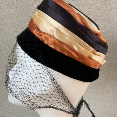Vintage mid century pillbox satin ribbons hat browns black rust cream face netting size 21” 