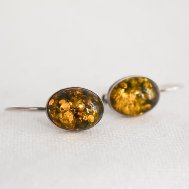 1990s Green Amber and Sterling Silver Oval Dangle Earrings 