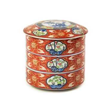 Chinese Red and Blue Porcelain Stacking Box 