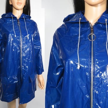 Vintage 60s/70s Electric Blue Vinyl Raincoat With Iconic O Ring Zipper Size M 