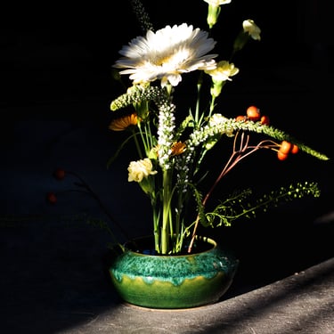 Ikebana Vase I