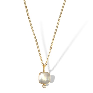 Petite Mother of Pearl Necklace