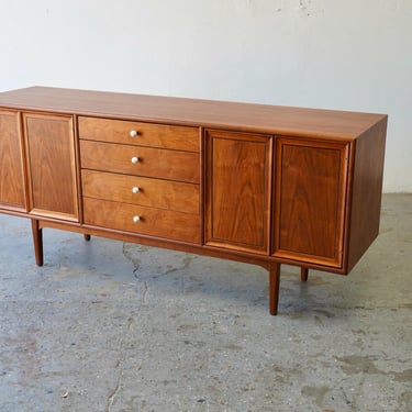 Mid Century Modern Drexel Declaration Credenza / Buffet 