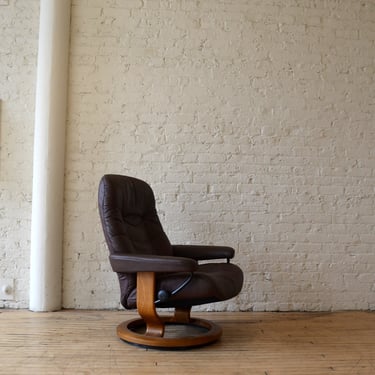 Ekornes Stressless Danish Leather Recliner Chair Only