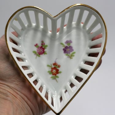 vintage Shumann Arzberg porcelain heart dish 