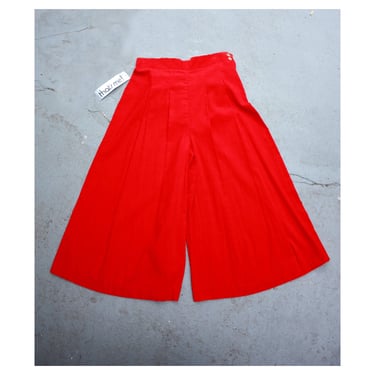 80s Day Glo Red Corduroy Culottes Wide Leg Cropped Pants Size M / L / 30 Waist 