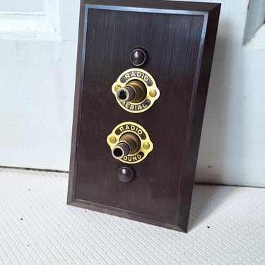 NOS Bakelite Radio Outlet Aerial Ground Switchplate, Brass Switch Plate Cover for Radio Outlet, Vintage Radio Outlet 062805 