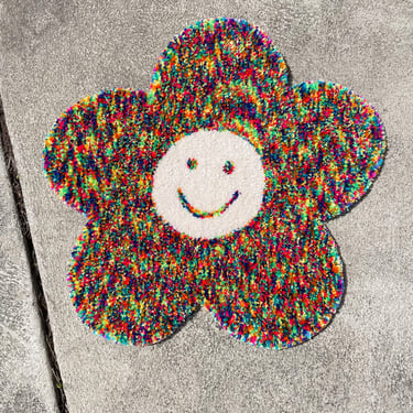 Happy Face Flower Rug, Rainbow Yarn, Multi Colored, Accent Rug, Gift, Smiley Face, Hand Tufted 