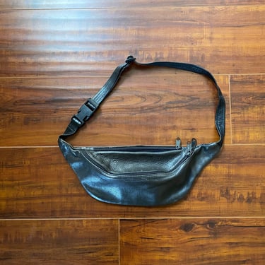 Vintage 1980’s Leather Fanny Pack 