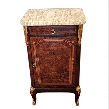 Antique French Transitional Louis XV XVI Style Ambroyna Burlwood Gilt Bronze Mounted Marble Top Bedside Cabinet Nightstand 