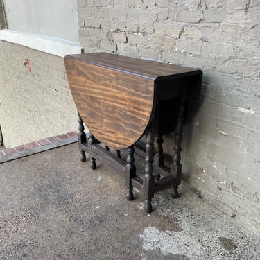 Vintage Gate Leg Table