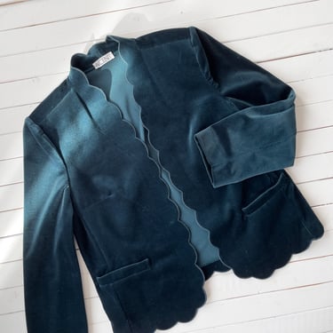 green velvet jacket | 80s vintage teal blue green dark academia scalloped oversized velveteen blazer 