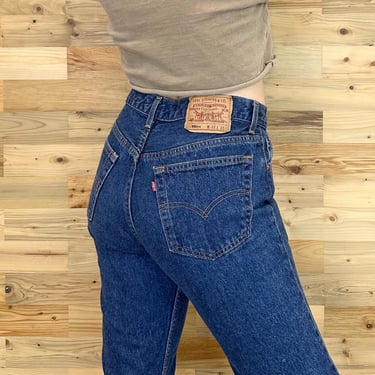 Levi's 501 Vintage Jeans / Size 26 27 