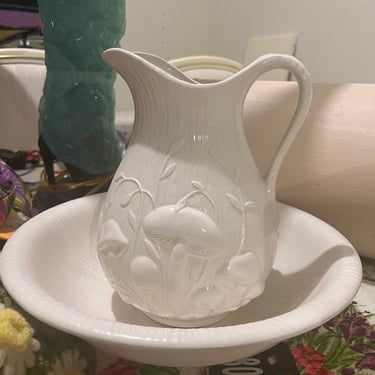 Vintage merry mushroom pitcher 