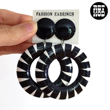 DEADSTOCK Large Mod Statement Vintage Black & White Hoop Plastic Earrings 