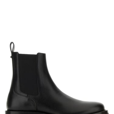 Valentino Garavani Man Black Leather Rockstud Ankle Boots