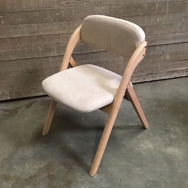 Folding Cushioned Chair (Tacoma)