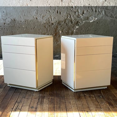 Post Modern Off-White Lacqered Nightstand Set by Bridgeford MCM MID CENTURY
