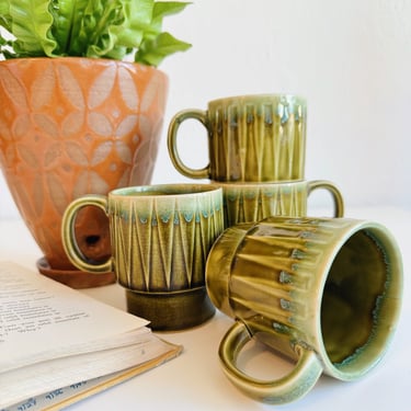 Set of 4 Green Mugs