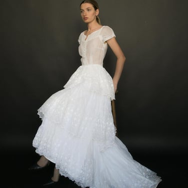 3449d / 1930s/40s white organdy embroidered eyelet tiered wedding dress gown 