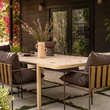 Outdoor Dume Dining Table
