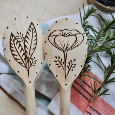 Shaded Leaves Wooden Spoon
