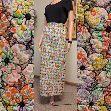 Vintage 1970s Quilted Floral Cotton Maxi Skirt with Button Details / 60s 70s Spring Summer Flower Power Embroidered 