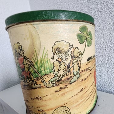 Vintage rotating Musical Cookie Tin 1970s home decor Gnomes Mushrooms 