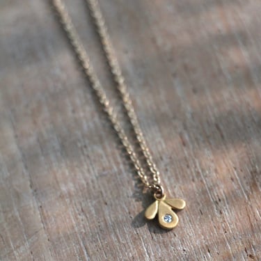 Ananda Khalsa | 22k Leaf Trio Charm Necklace with Diamond in 14kg Chain