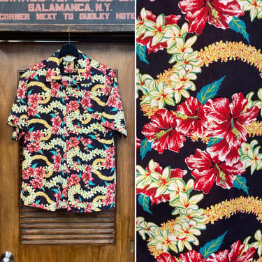 Vintage 1950's “Pilgrim” Atomic Floral Lei Black Background