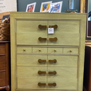 Jackie - Vintage Dresser 