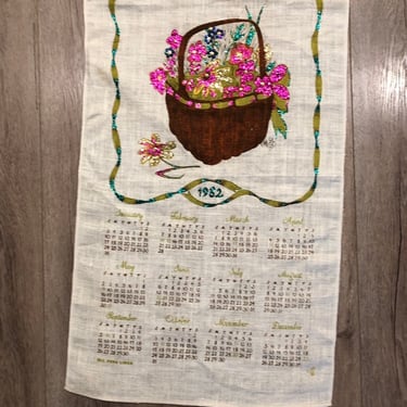 Sale Vintage kitsch linen cotton tea towel 1982 calendar floral theme bling sparkled plus rod for hanging size 17” x 28” 