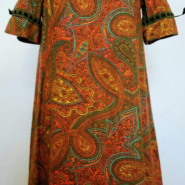 Vintage Late 1960's Early 1970s Orange and Green Paisley Floral Dress 
