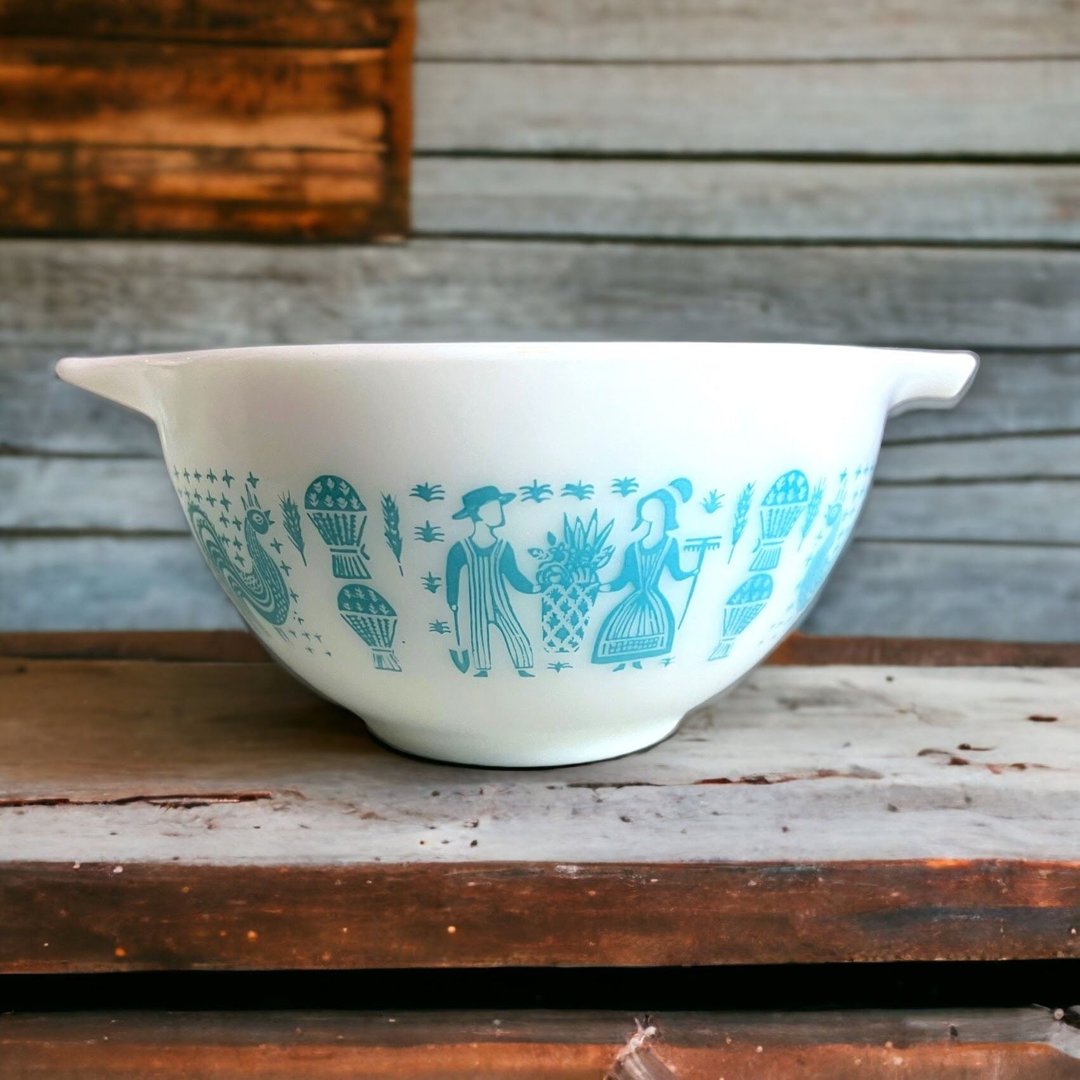 Turquoise Pyrex Retro RARE, Vintage Turquoise HTF Atomic retailer Pyrex