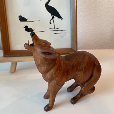 Hand Carved Wooden Howling Wolf Sculpture | Foll Art Wooden Wolf Figurine | Handmade Howling Wolf  Figure | Small Wolf Statue 