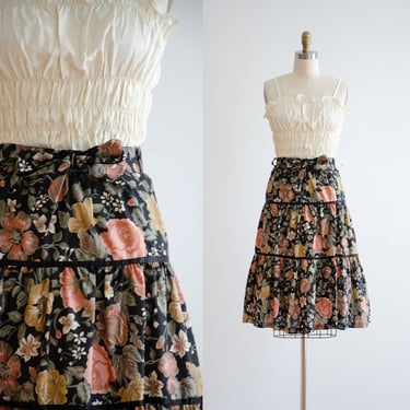cute cottagecore skirt 70s vintage black peach floral tiered knee length cotton skirt 