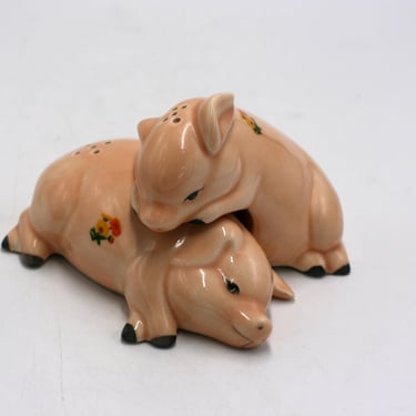 vintage Pig Salt and Pepper Shakers 