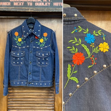 Vintage 1970’s Studded Hippie Rocker Embroidered Denim Trucker Jacket, 70’s Jean Jacket, Vintage Clothing 