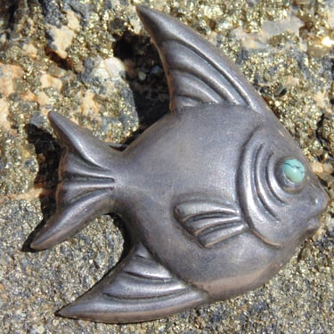 Casa Prieto ~ Vintage Sterling Silver Fish Pin / Brooch in Repousse c. 1940's 