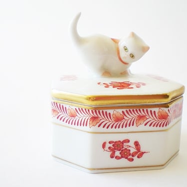 Herend porcelain trinket box in Chinese Bouquet Apponyi rust with Naughty kitten cat figurine finial, a Cute Valentines gift 