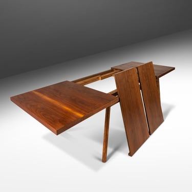 Mid-Century Modern Expansion Dining Table in Walnut by T.H. Robsjohn-Gibbings for Widdicomb, USA, c. 1950's 