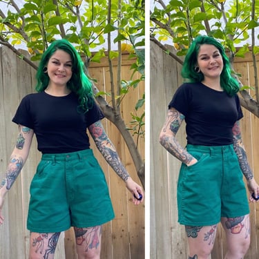 Vintage 1990’s Green Shorts 