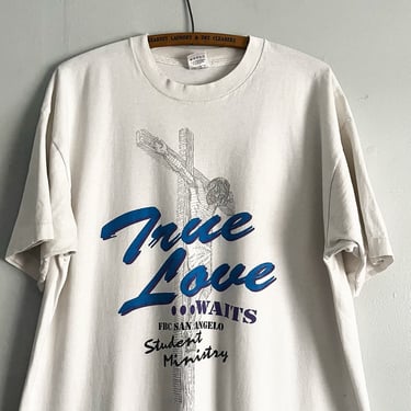 Vintage 90s Jesus Crucifixion Single stitched Fruit of the Loom T Shirt Love Awaits Size XL 